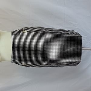 Plus Size 18 XXL 2X Black & White Houndstooth Pencil Skirt